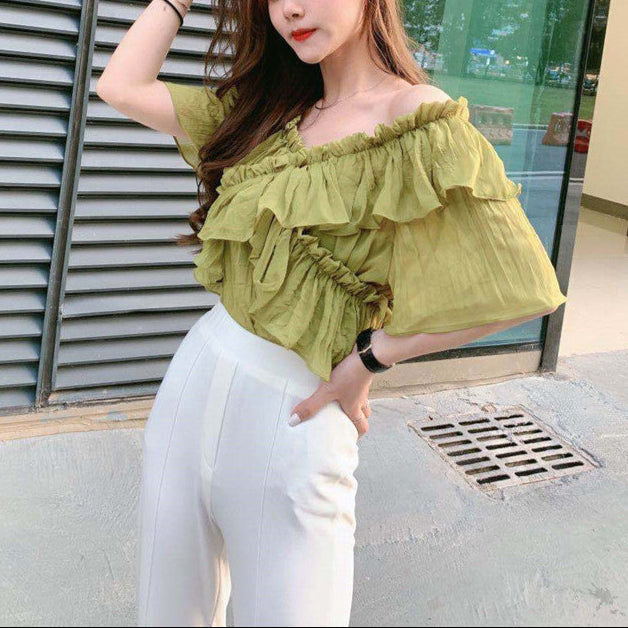 3 Wear a folded chiffon shirt
