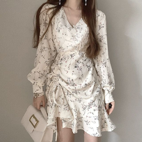 Elegant Elegant V-neck Cross Waist Bubble Sleeve Floral Dress