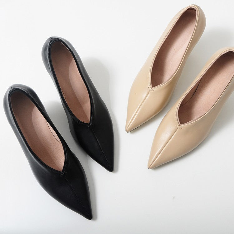 Pointed V-mouth shoes