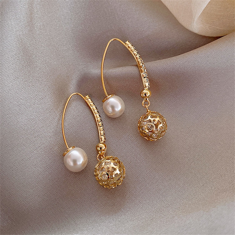 All-match Irregular Pearl Ear Hoop Earrings