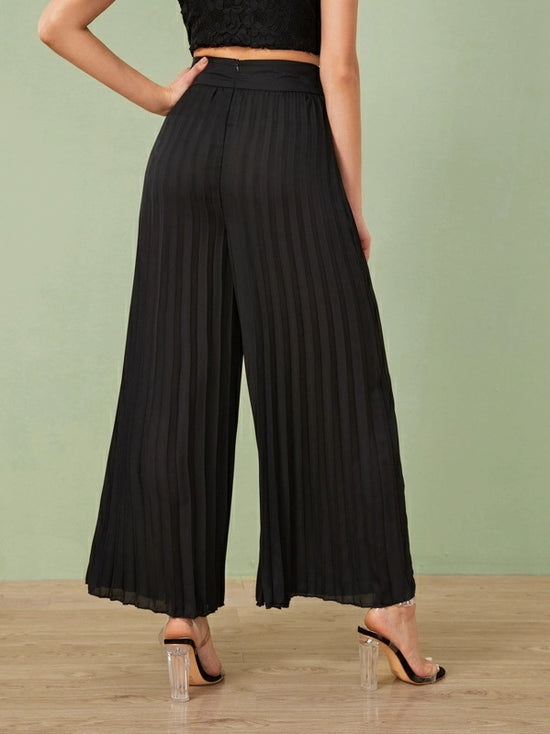 Pleated wide-leg pants