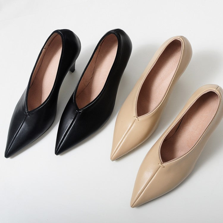 Pointed V-mouth shoes