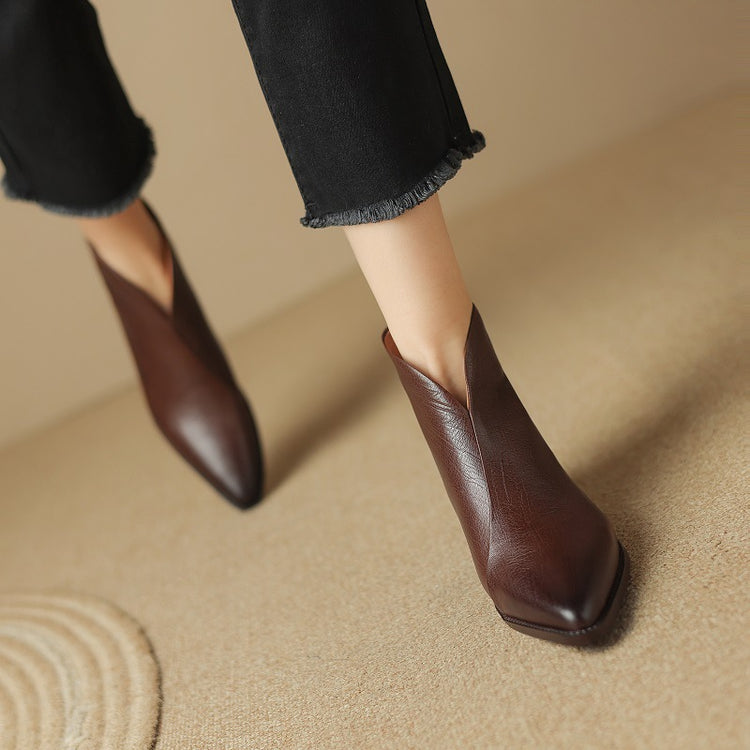 Women's Flats / Boots
