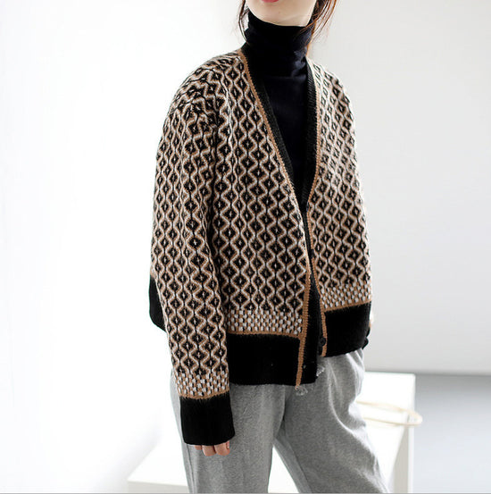 Contrasting Color V-Neck Diamond Knit Cardigan Women