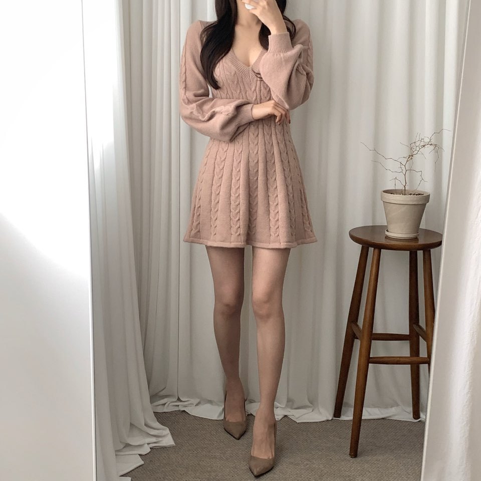 Waisted Small Lantern Sleeve Sweater Dress