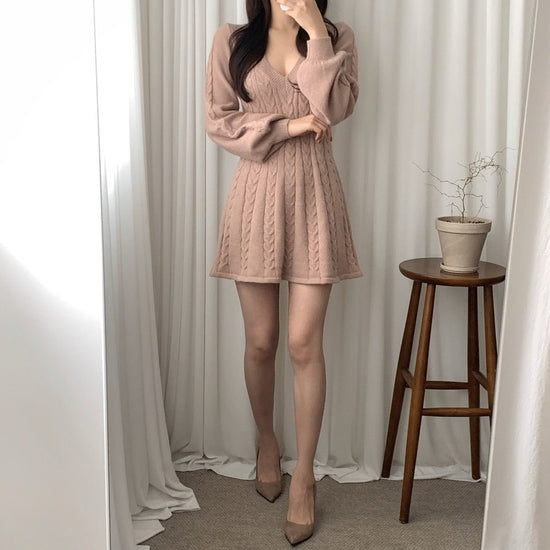Waisted Small Lantern Sleeve Sweater Dress