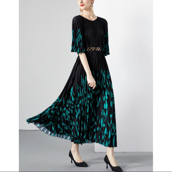 55 M Oversized Skirt Organ Pleated Dress