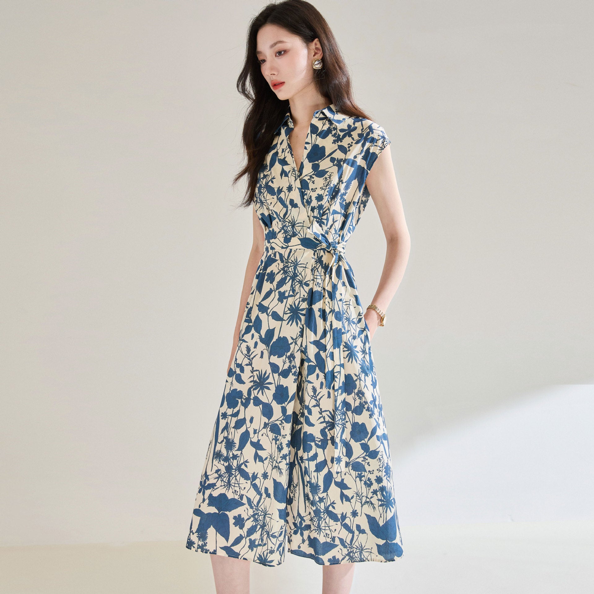 Women's Blue And White Printing Temperament Dress