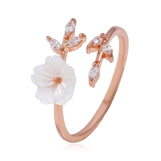 Creative Stylish Elegant And Simple Natural Flower Leaf Ring