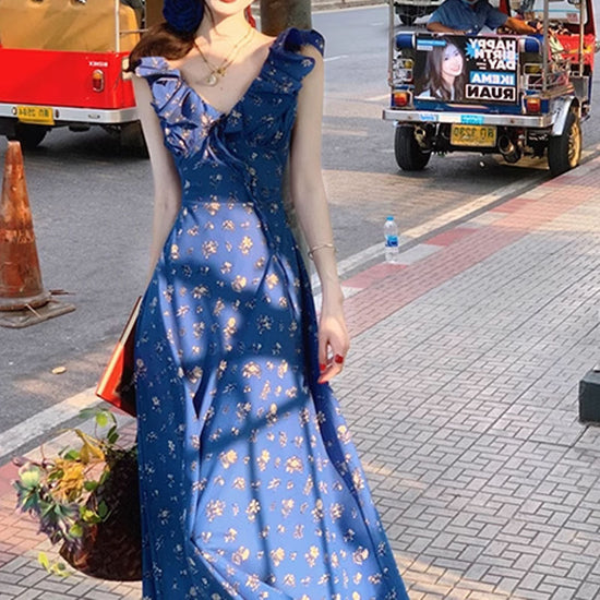 Klein Blue White Romantic Floral Tie-neck Dress