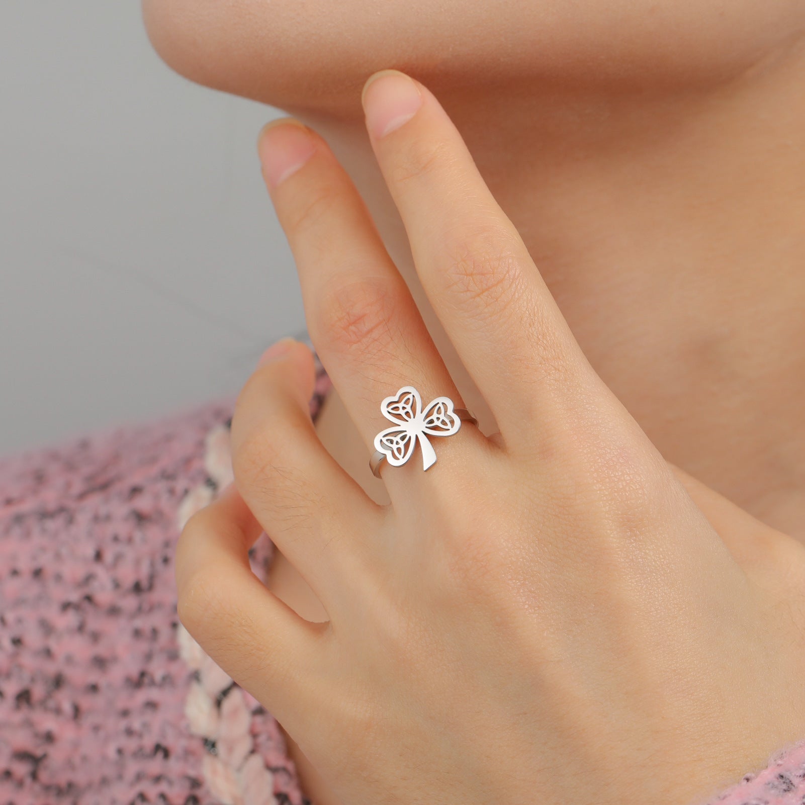 Women's Fashion Stainless Steel Lucky Hollow Ring