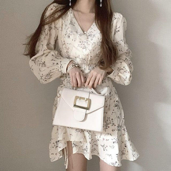 Elegant Elegant V-neck Cross Waist Bubble Sleeve Floral Dress